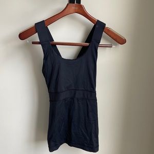 Lululemon black exercise tank top